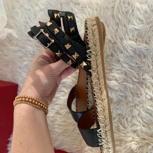 ❌SOLD❌Valentino Garavani Rockstud Espadrille - Picture 5 of 8